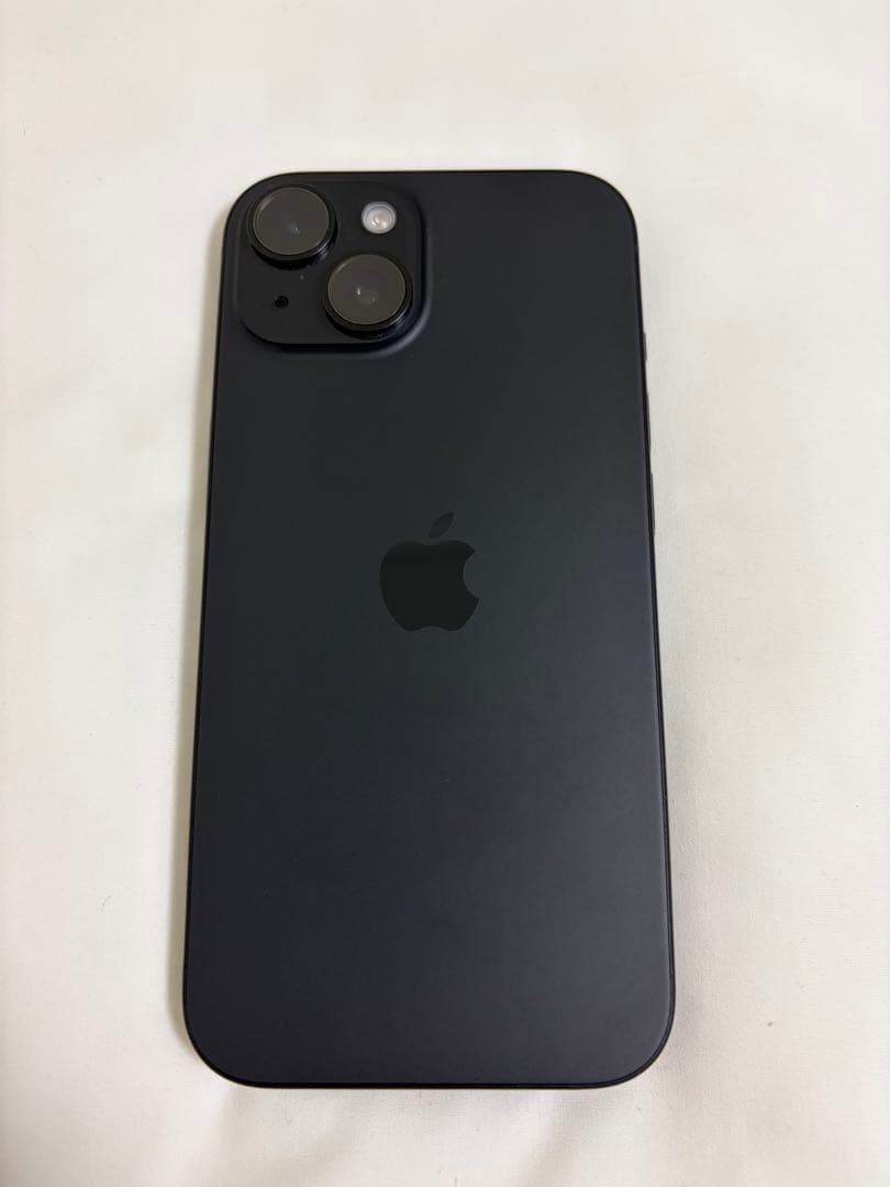 【新品同様】Apple iPhone 15 ブラック 256GB