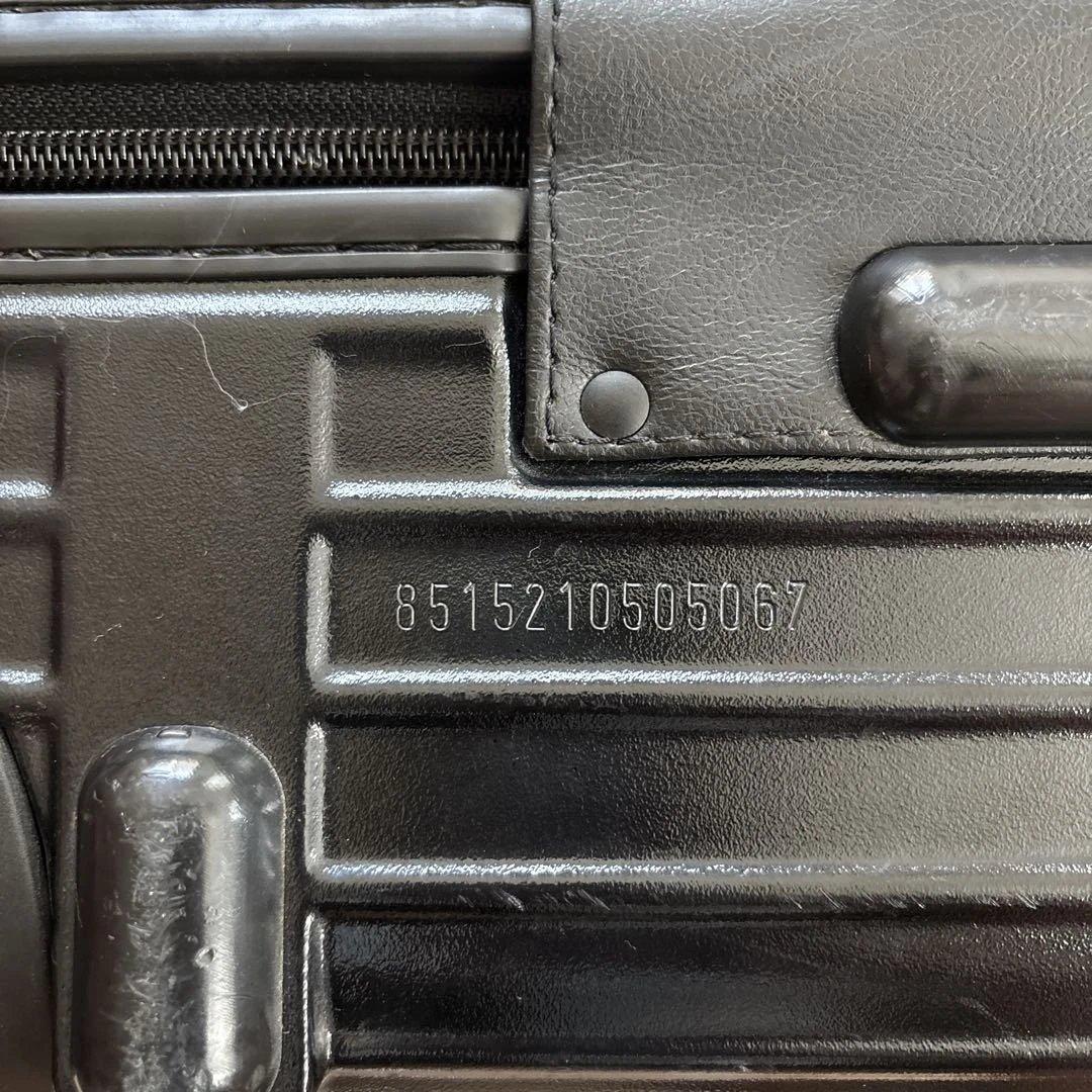 落*ウ様 RIMOWA リモワ サルサ 32L 2輪 機内持ち込み ハンドル難あ