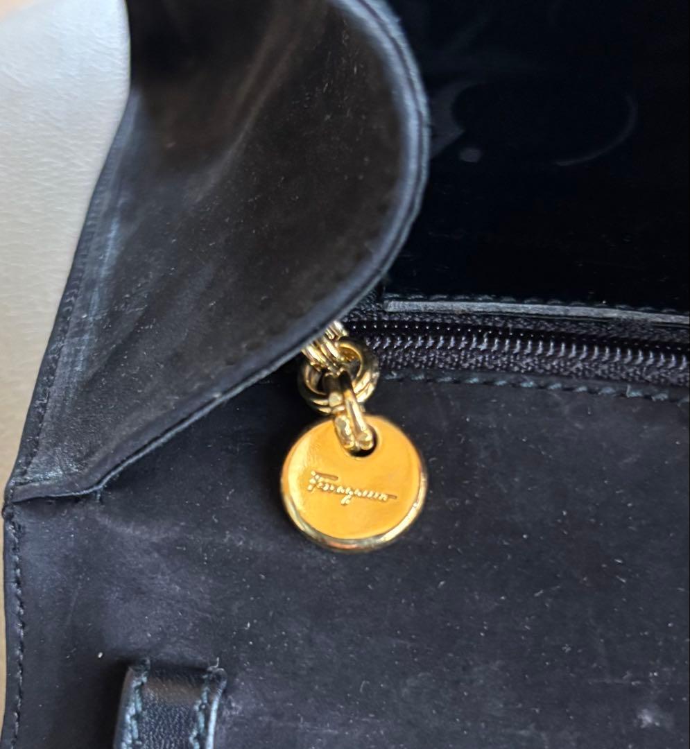Salvatore Ferragamo ブラック パーティーバッグ