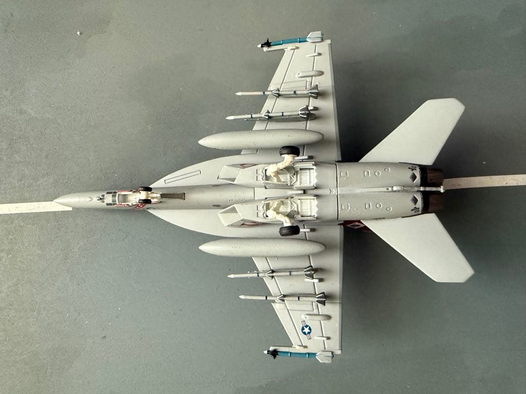 1/200 F/A-18f スーパーホーネットVFA-102ダイヤモンドバックス