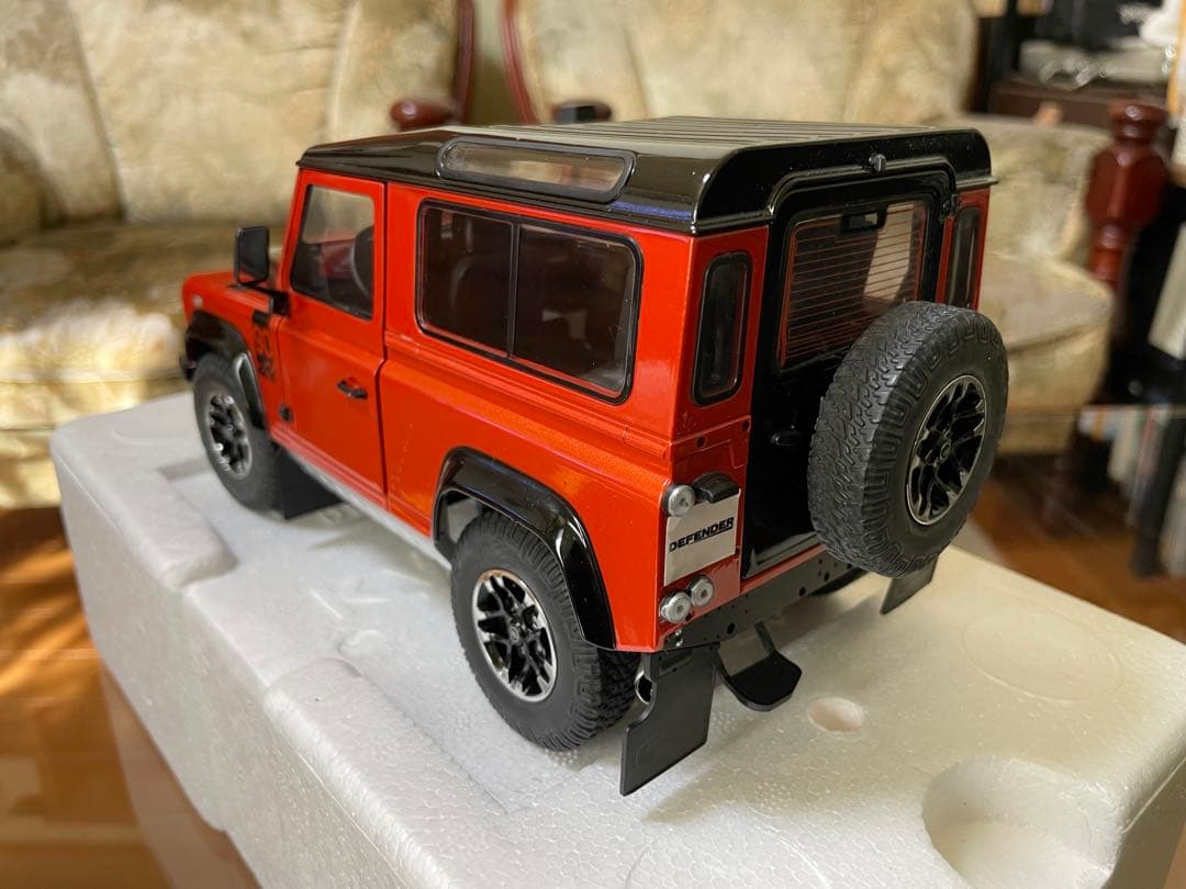価格変更 1/18 京商ランドローバー ディフェンダー90 アドベンチャー