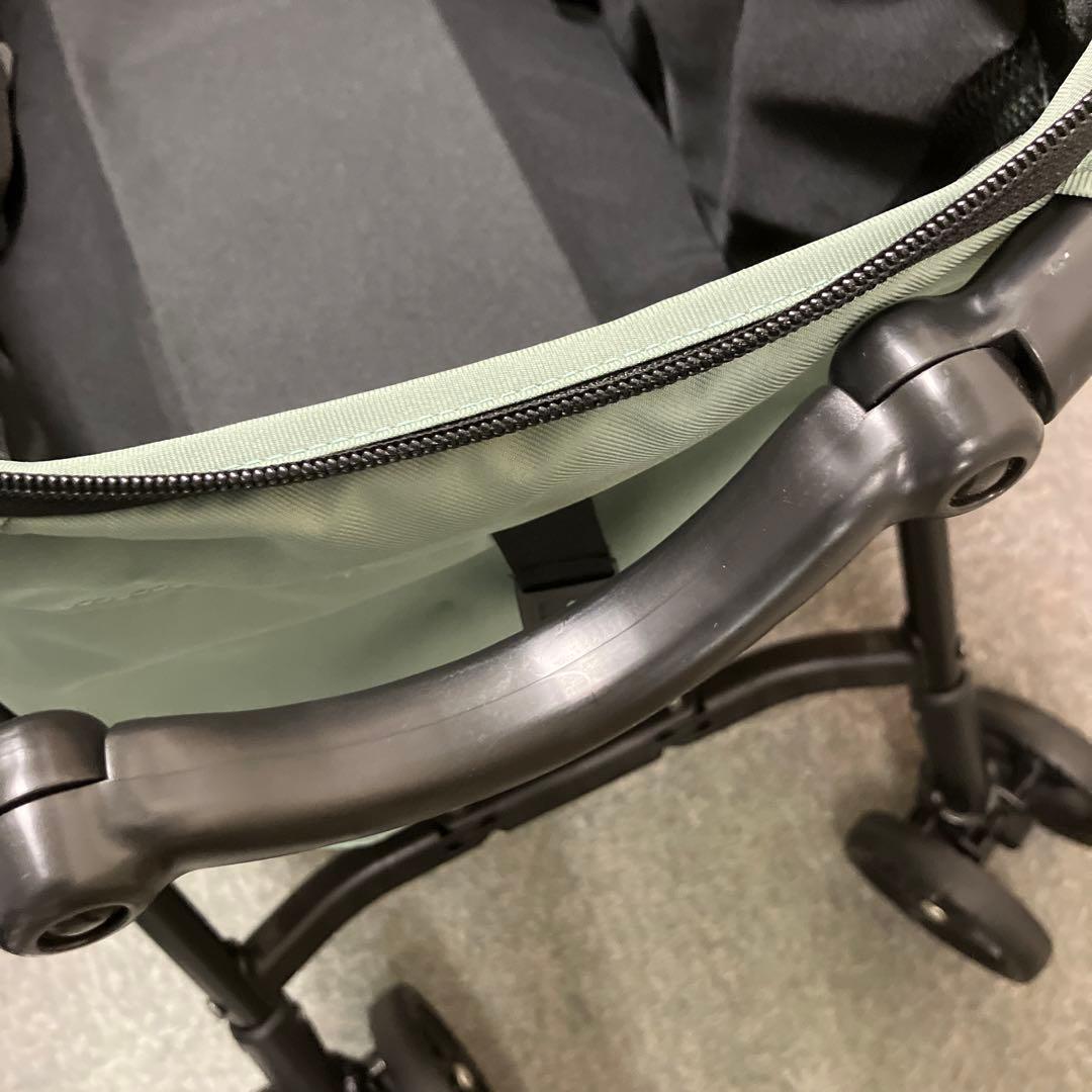 美品　compet コムペット ペットカート　ミリミリライト　アルファ　a