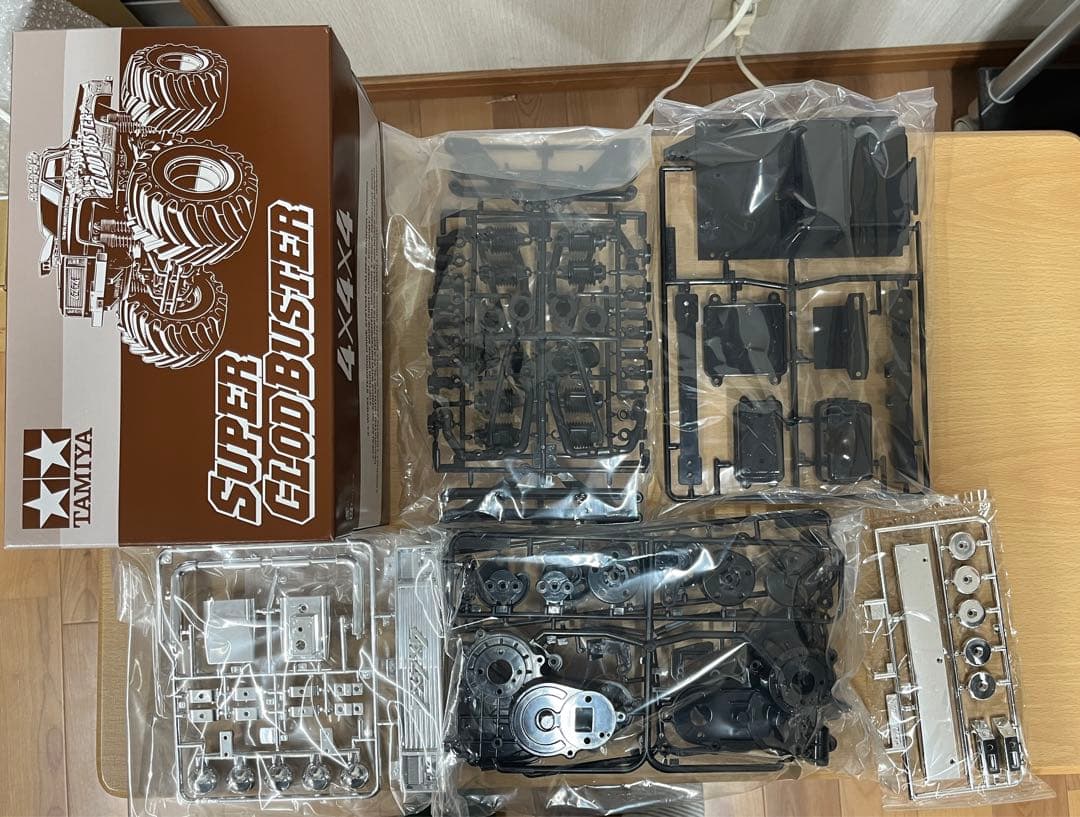 TAMIYA スーパークラッドバスター　クロームエディション　1/10