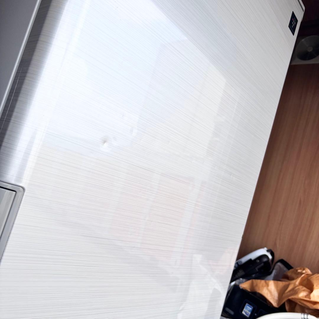 冷蔵庫　SHARP 大型　2019年製　送料設置無料