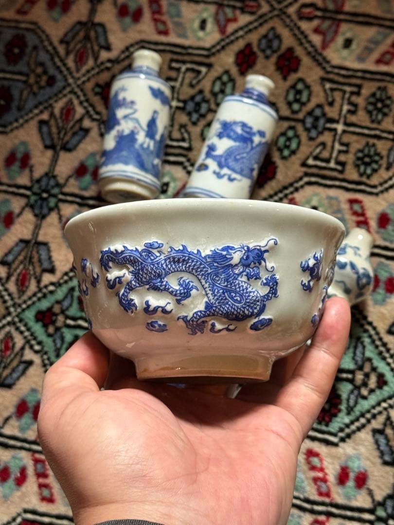 ‼️最後の値段‼️リサイクルFORT‼️中国製で青磁染付龍の図鉢