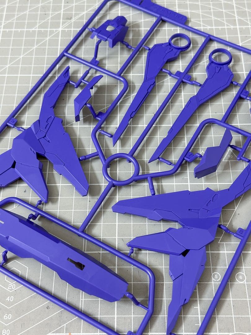 1/100 星淵 最終決戦　ダイキャスト付き　プラモデル　ハルート　海外正規品