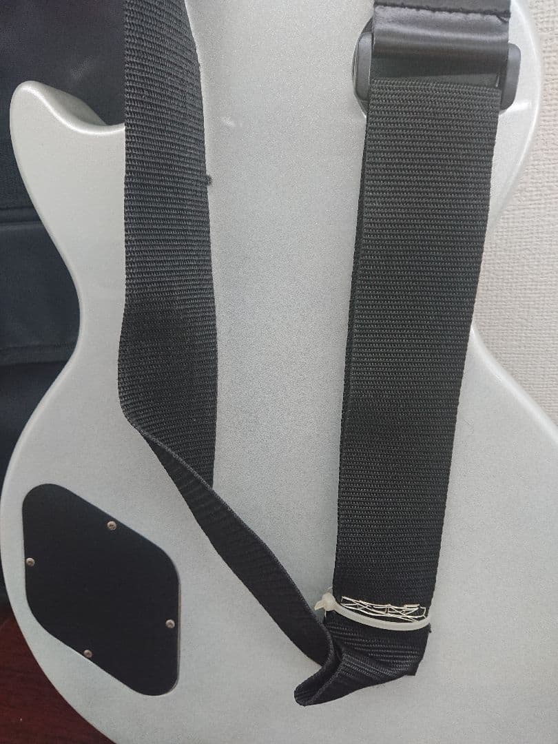 TH レスポールタイプ Photogenic エレキギター シルバー ケース付き