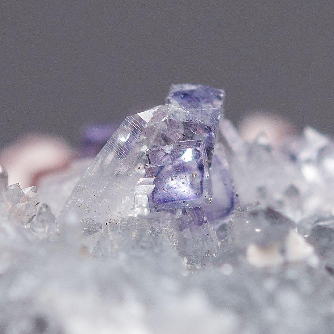 中国 ロードクロサイト フローライト 天然石 原石 鉱物標本 鉱石 蛍石 726