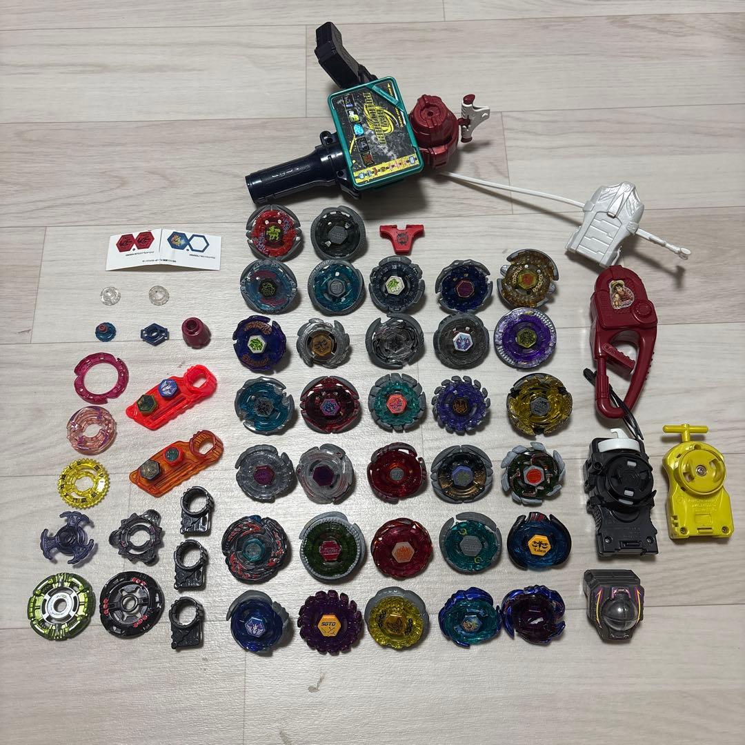 た*す様 ベイブレードセット 約32個以上のパーツ