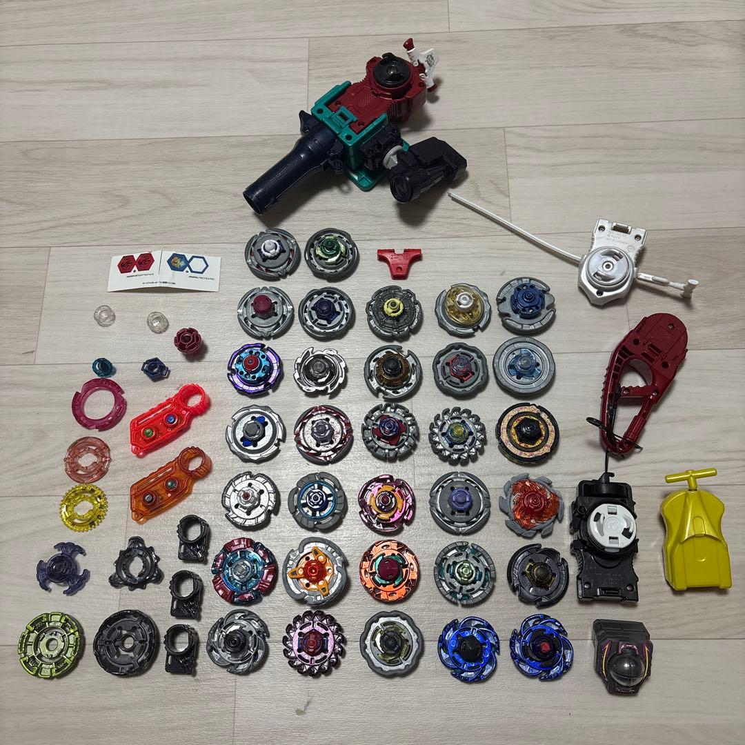 た*す様 ベイブレードセット 約32個以上のパーツ
