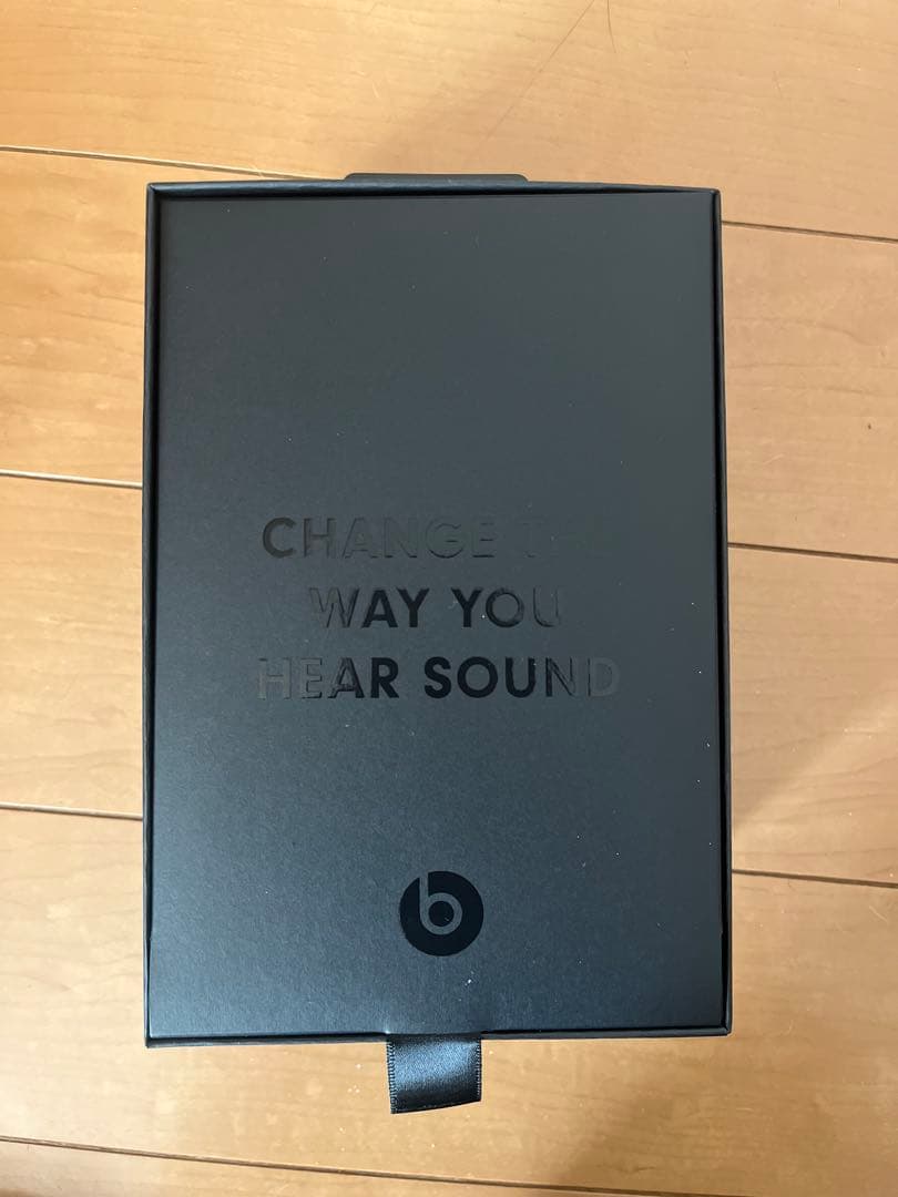 ワイヤレスヘッドホン 収納ケース付き