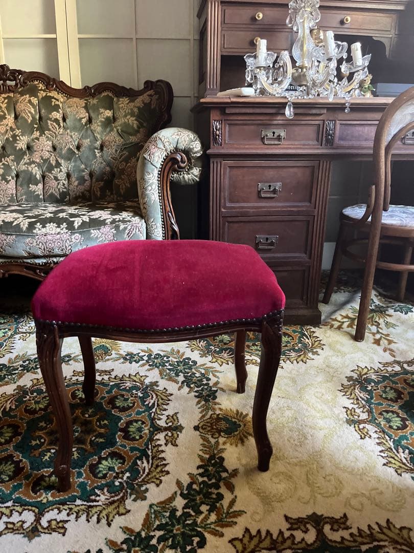 オットマン スツール 猫脚 アンティーク 赤 インテリア ビンテージ