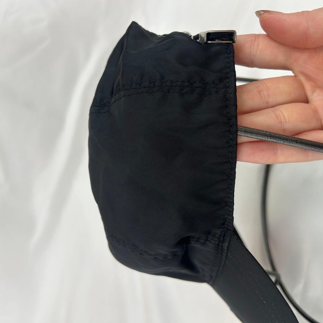 J531 プラダ イタリア製 ロゴ刺繍 ベースボールキャップ レディース