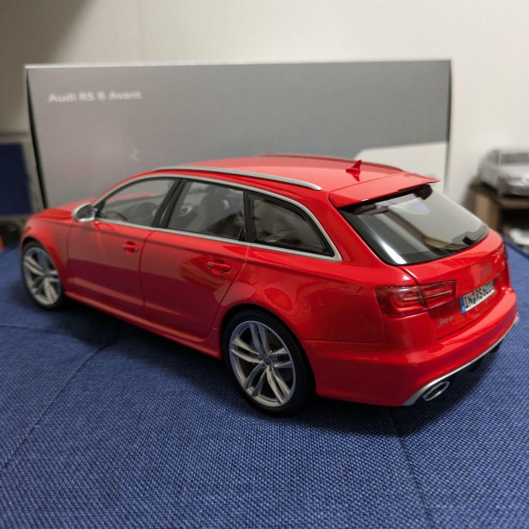 アウディ RS6 Avant　C7 ミニカー 1/18　ミニチャンプス　audi