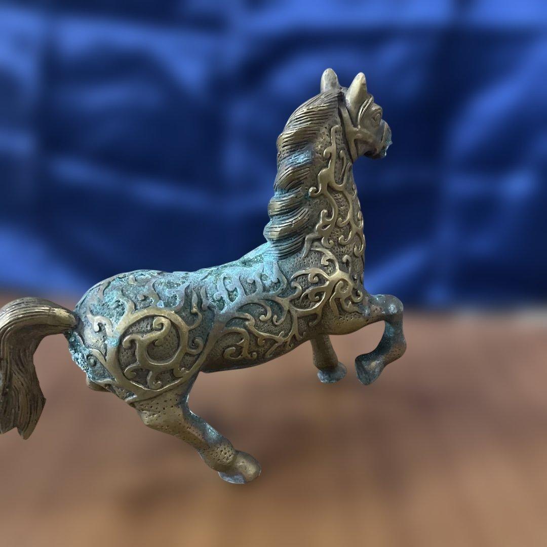 青金装飾馬のブロンズ彫刻