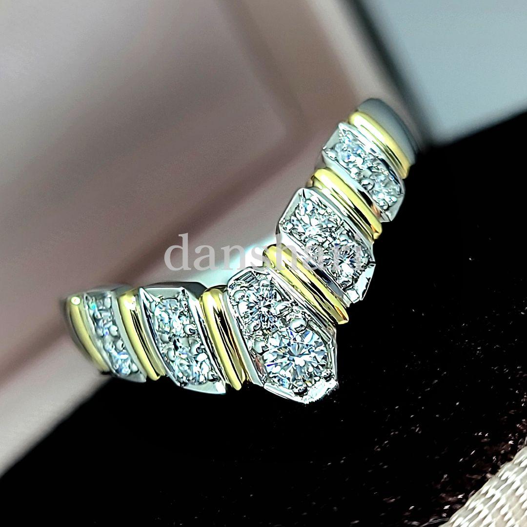 新品同様/Ｐt900 K18/アンブローズ V字 /高級ダイヤモンドリング