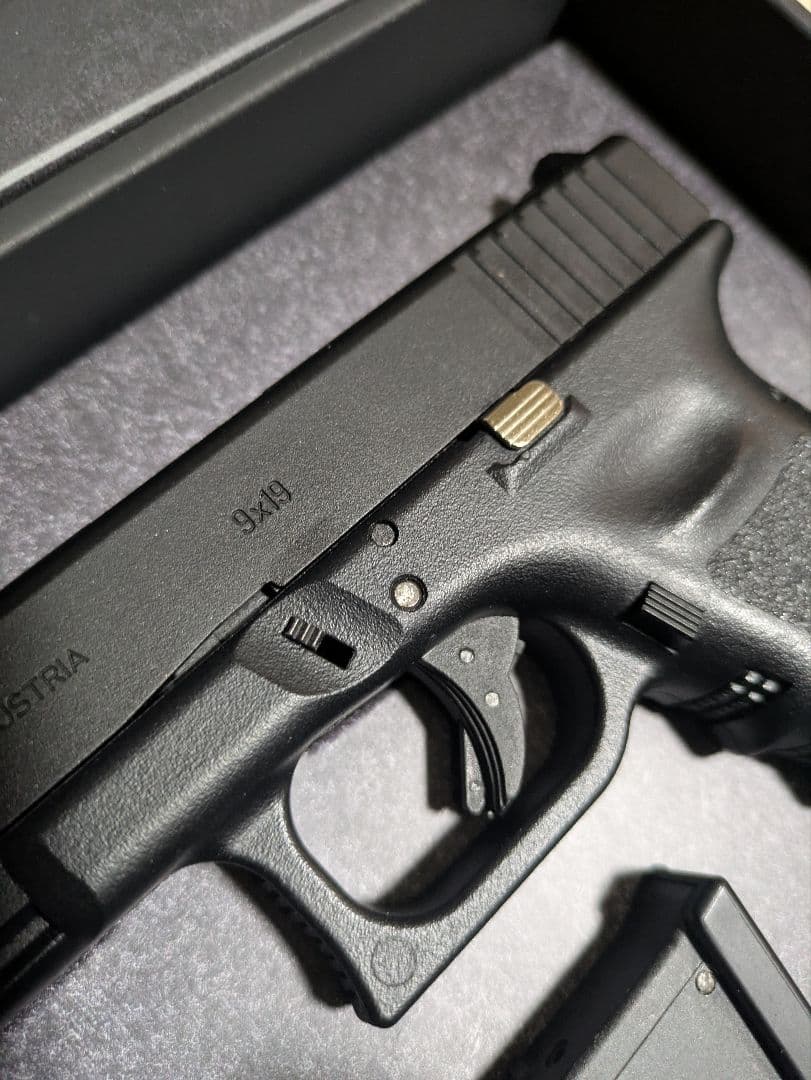 東京マルイ　グロック19　2丁