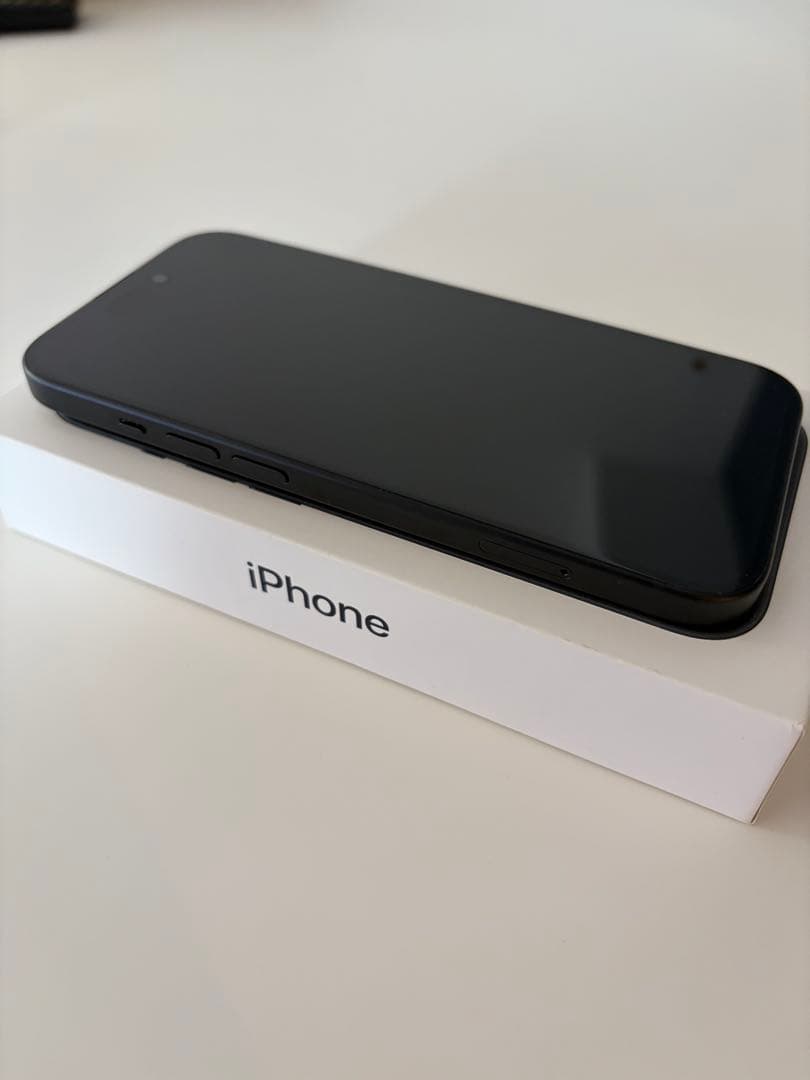 【24h以内発送】iPhone15 128GB 本体 + シリコンケース