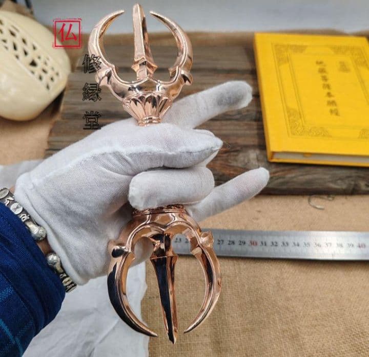 【修縁堂】真言宗 ブロンズ精研磨 飛行する 三鈷杵 金剛杵 仏教法具