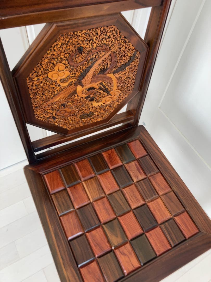 最高級アジアン木製彫刻椅子