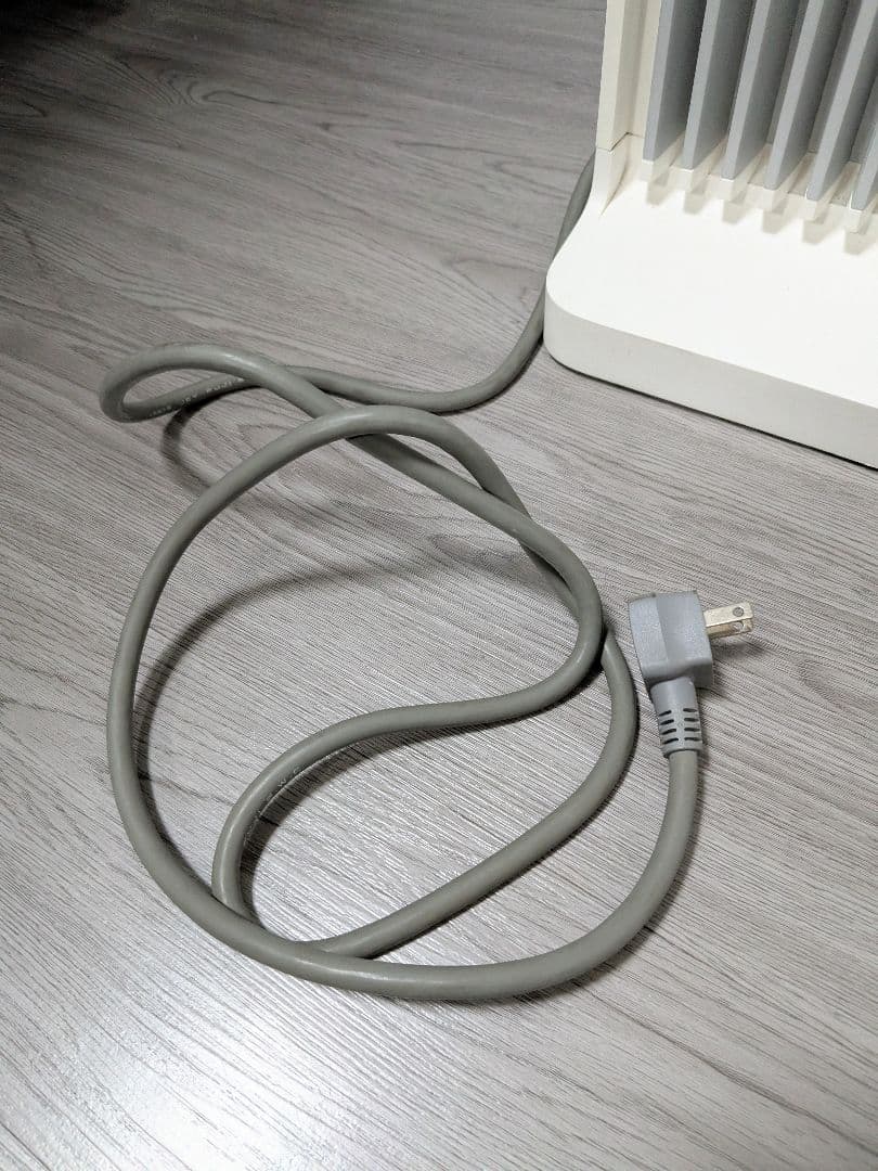 BALMUDA オイルレスヒーター タオルハンガー付き ESH-1000UA