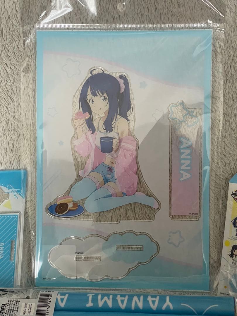 負けヒロインが多すぎる！ ドンキコラボ　八奈見杏菜 MEGAアクリルスタンド