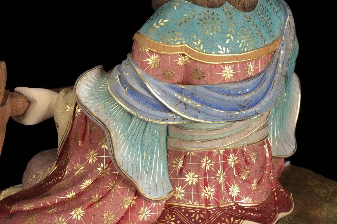 現代大仏師 向吉悠睦 秀逸作 木彫彩色像 琵琶を奏でる天女 ガラスケース 共箱付