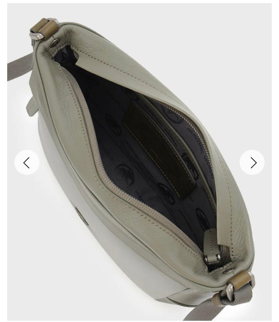 ハンティングワールド　ショルダーバッグ