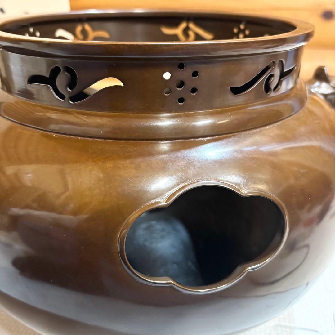 【美品】高岡鋳師 金森紹栄作 南鐐摘み平丸霰釜添 唐銅鬼面風炉 茶釜