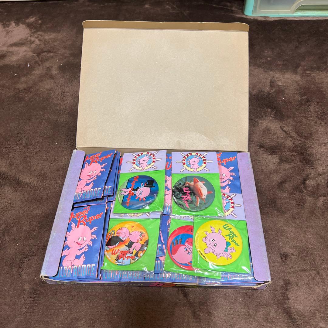 アマダ　ウーパールーパー　カラーバッジ45個入　未開封品