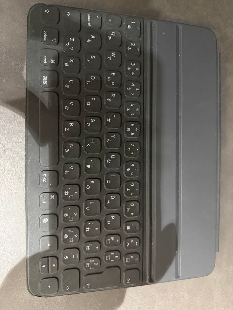 iPad pro wifi 256gb スペースグレー本体 + キーボードカバー