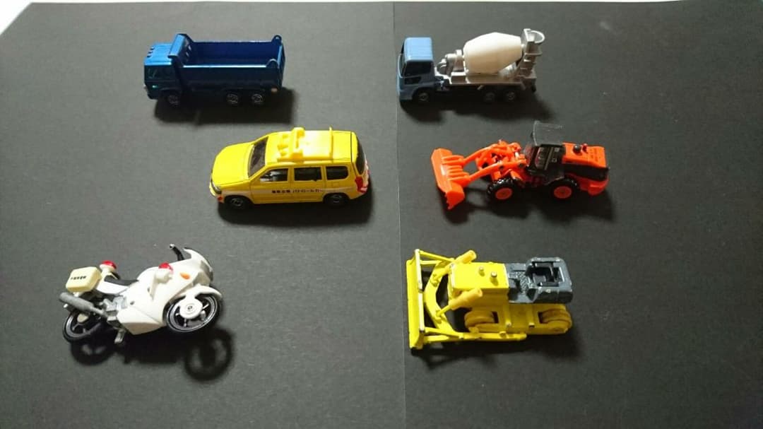 トミカまとめ売り36台①