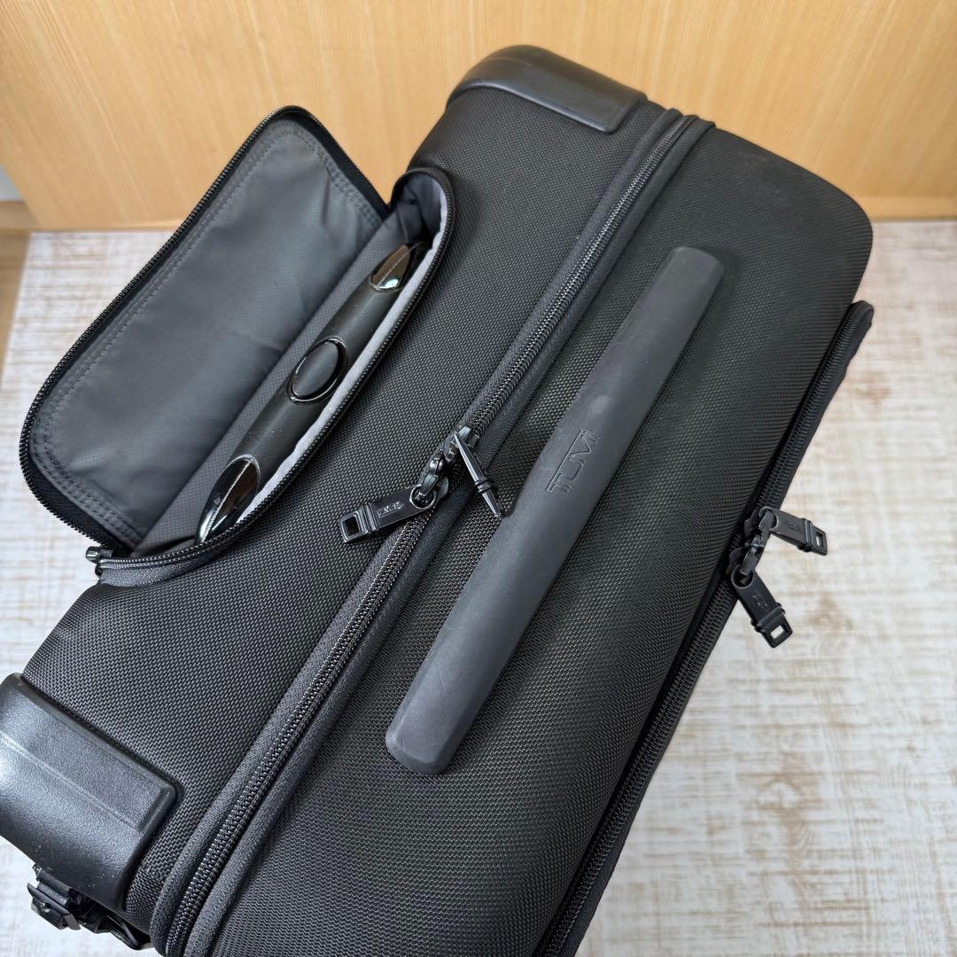 TUMI 26624D2 4ウィールドコンパクト　ALPHA キャリーケース