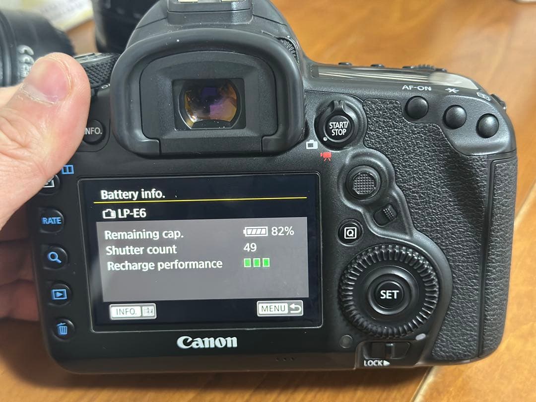 Canon EOS 5D Mark IV デジタル一EF 24-70 f4