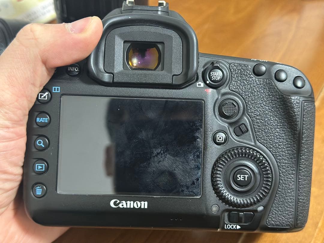 Canon EOS 5D Mark IV デジタル一EF 24-70 f4