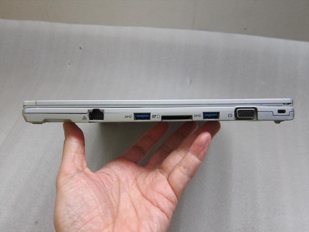 パナソニック11世代Core i5/16G/SSD256G/14型タッチパネル