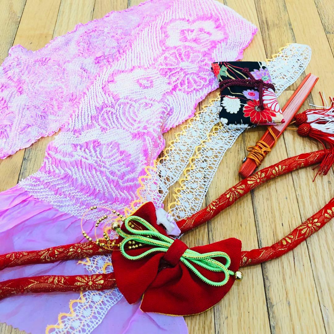 七五三七歳未使用着物‼️人気赤地暈し⭐︎手毬花々煌びやか際立つ⭐︎安心フルセット