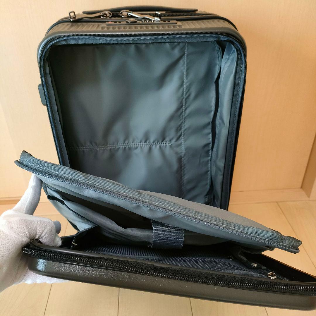未使用品✨オルティモ　キャリーバック　スーツケース　S 黒　機内持ち込み