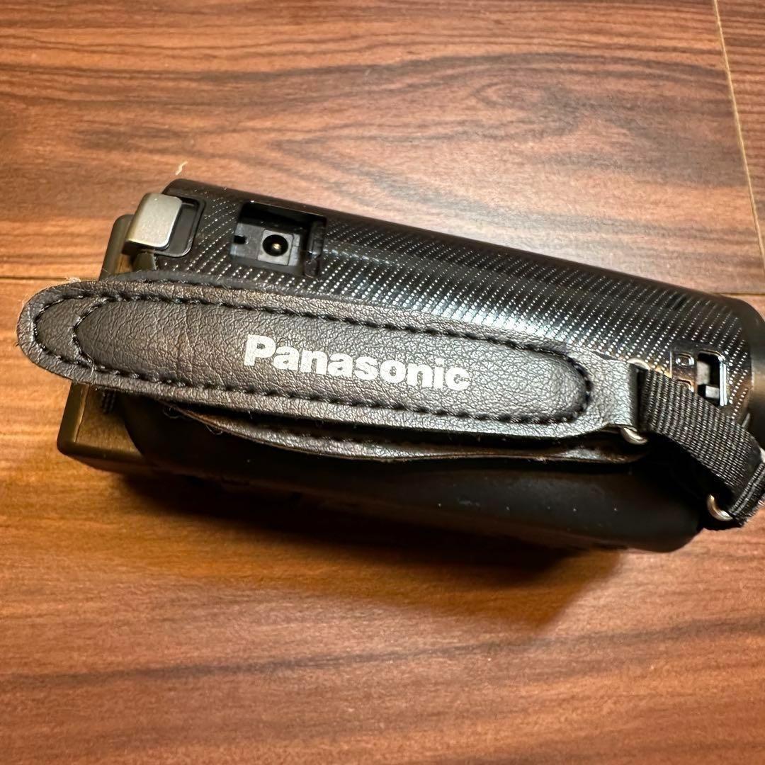 Panasonic HC-V230M-W ビデオカメラ 2454