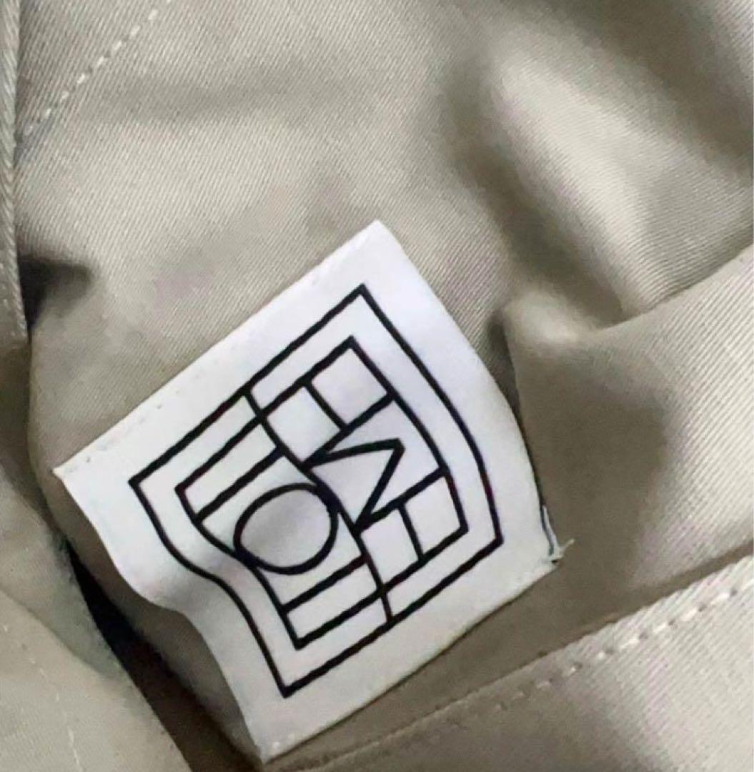 人気新作　Toteme トーテム カーキ色チェスターコート