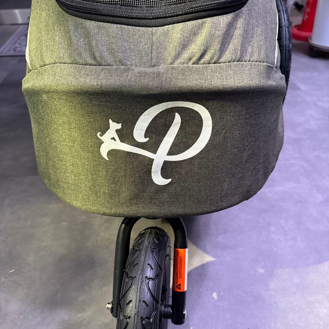 Petique ペティークブリーズジョガー メッシュ窓付きペットカート グリーン