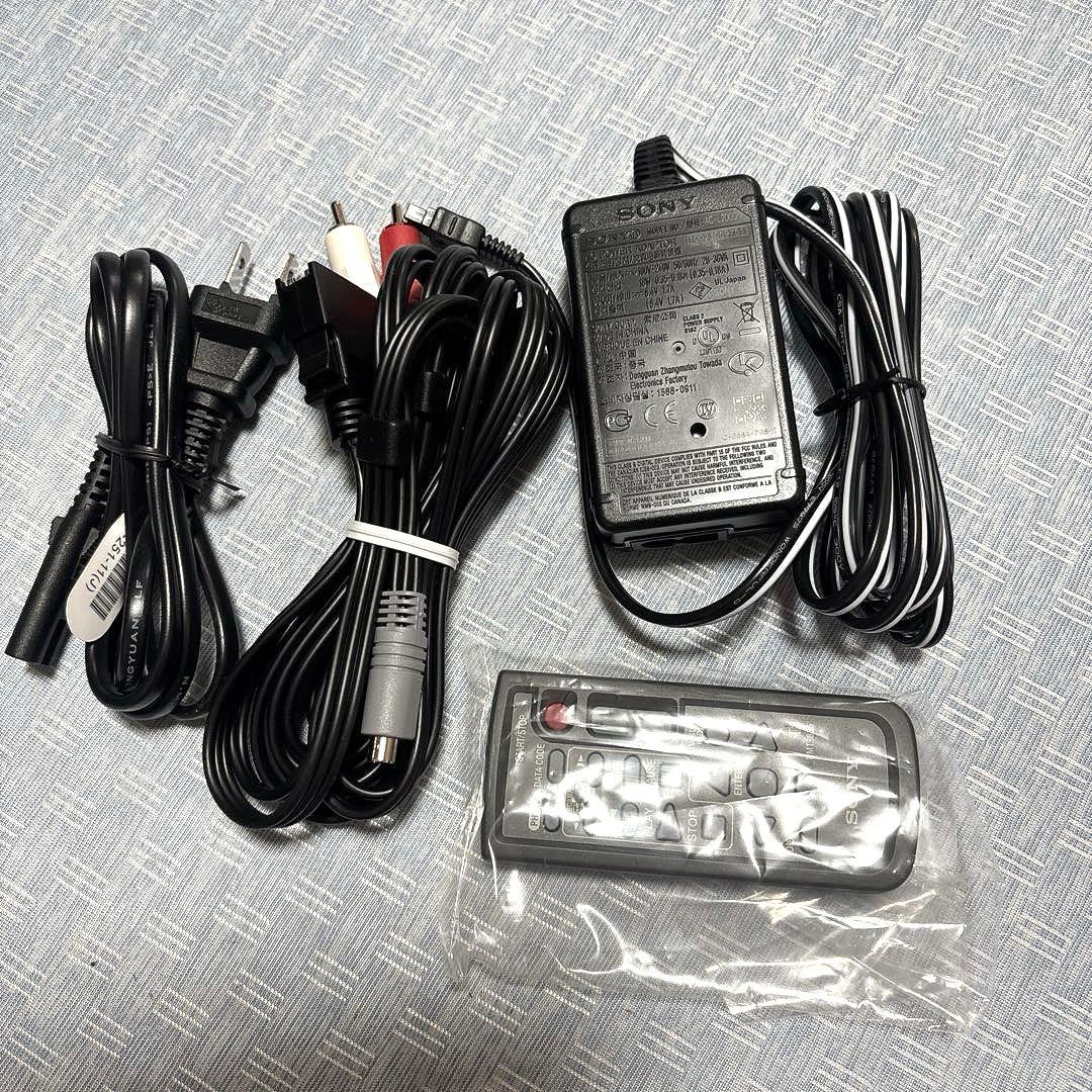 【SONY HANDYCAM】HDR-CX550V バッテリーパック4個付き