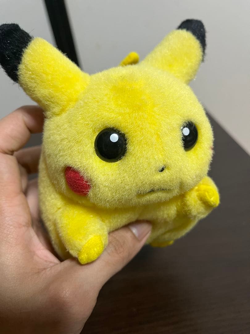 ピカチュウ TOMY 初期　ぬいぐるみ