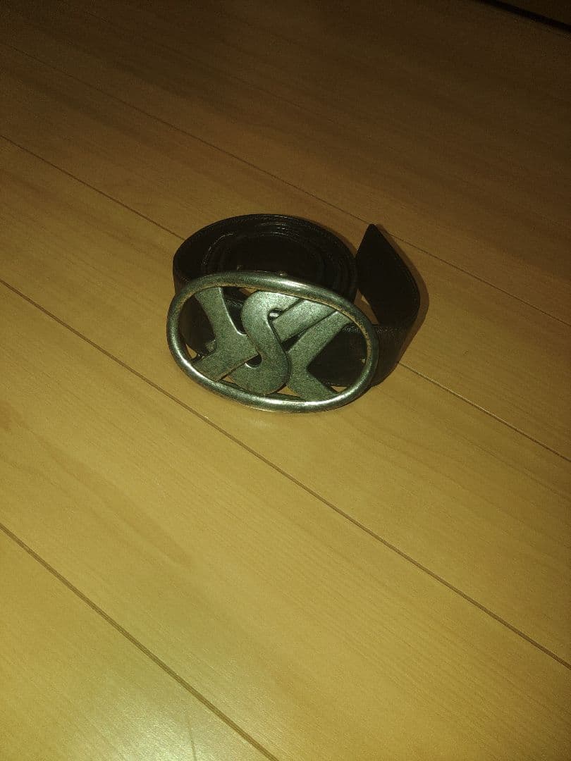 本日中のみセール　イヴ・サンローラン　レザーベルト