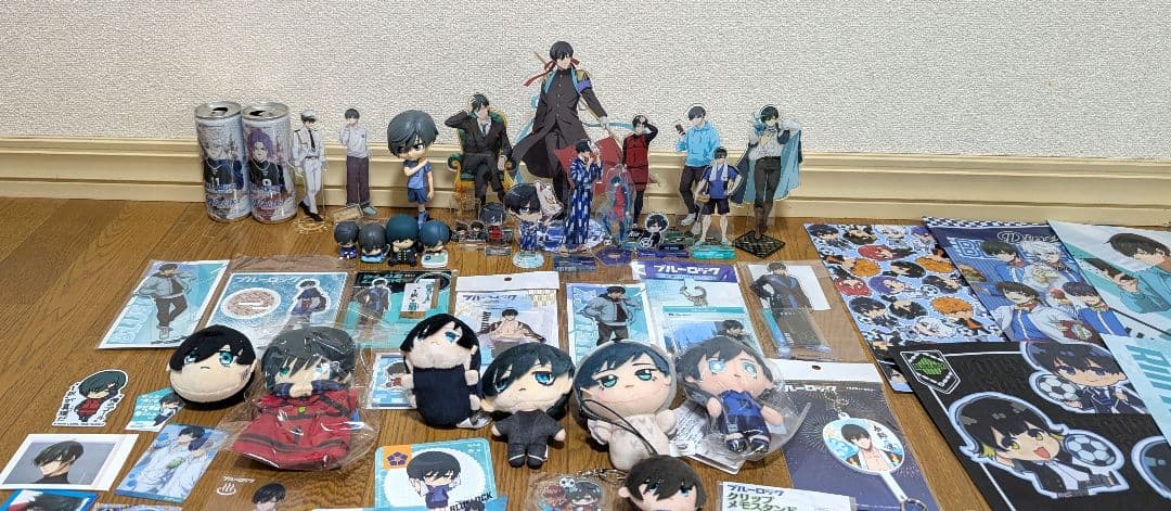 ブルーロック糸師凛他キャラクターグッズ大量まとめ売り(新品・未開封あり)