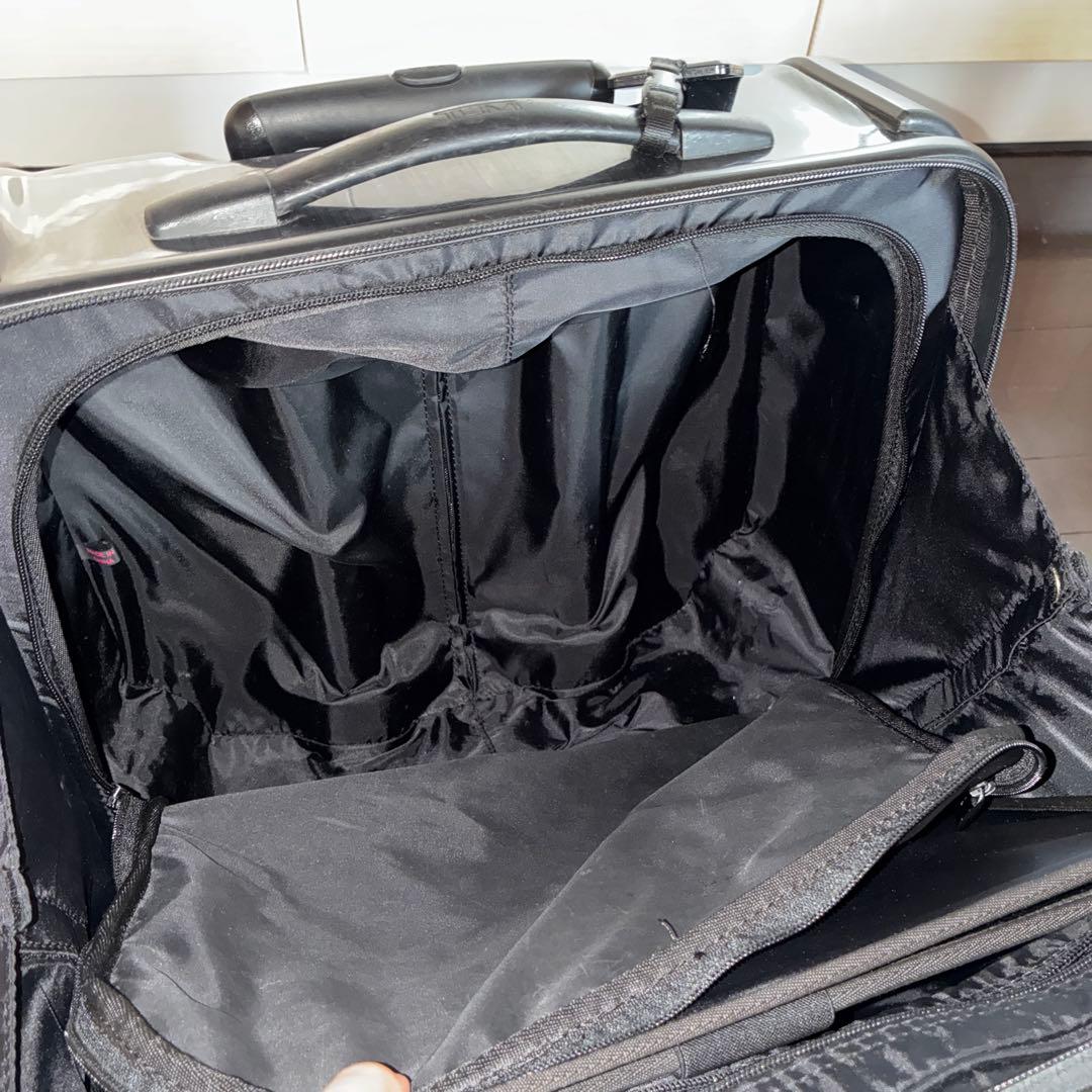 TUMI トゥミ 28012D コンパクトキャリーケース 2輪　中古品