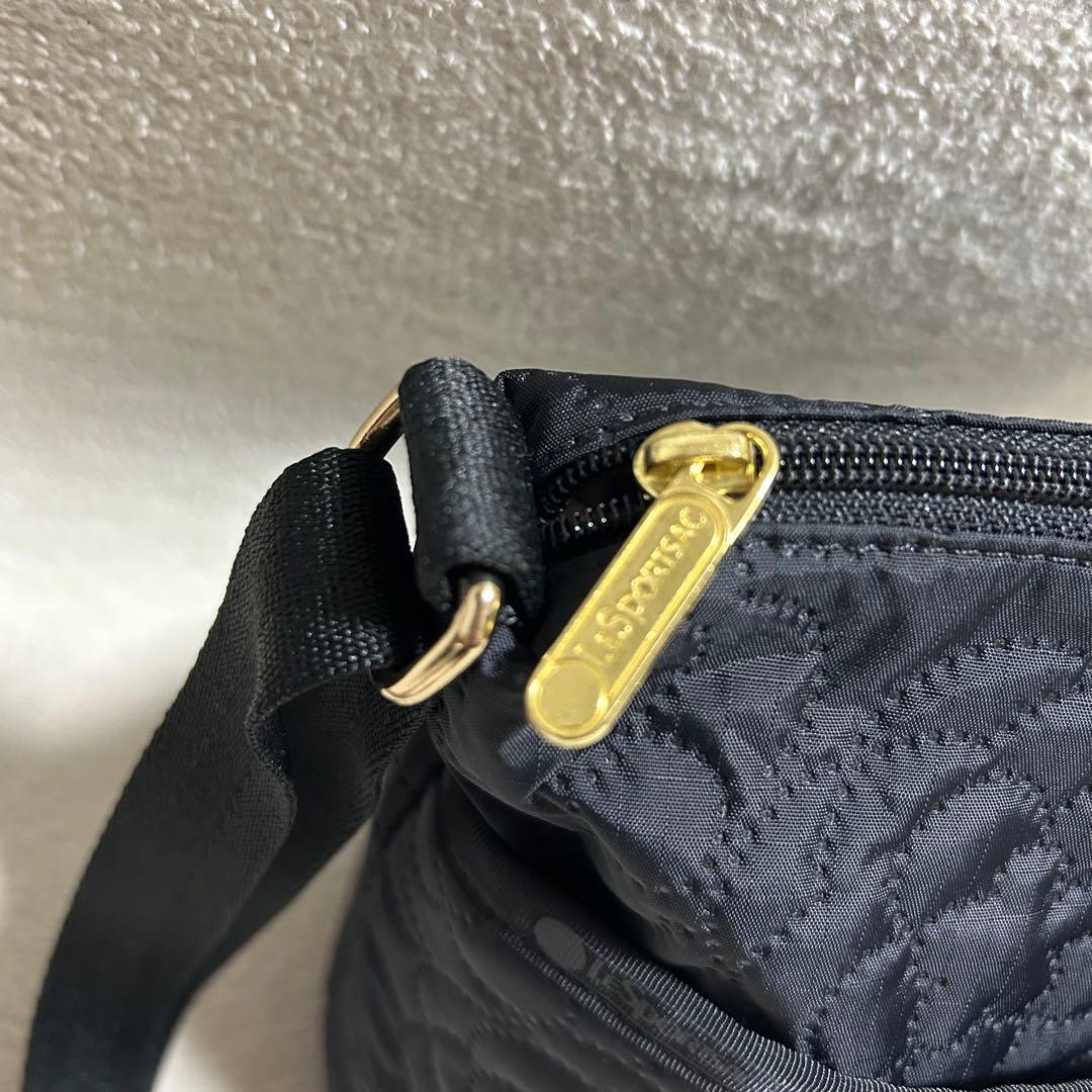 未使用級‼️【LeSportsac】パフィーブロッサムズ　黒　ショルダーバッグ