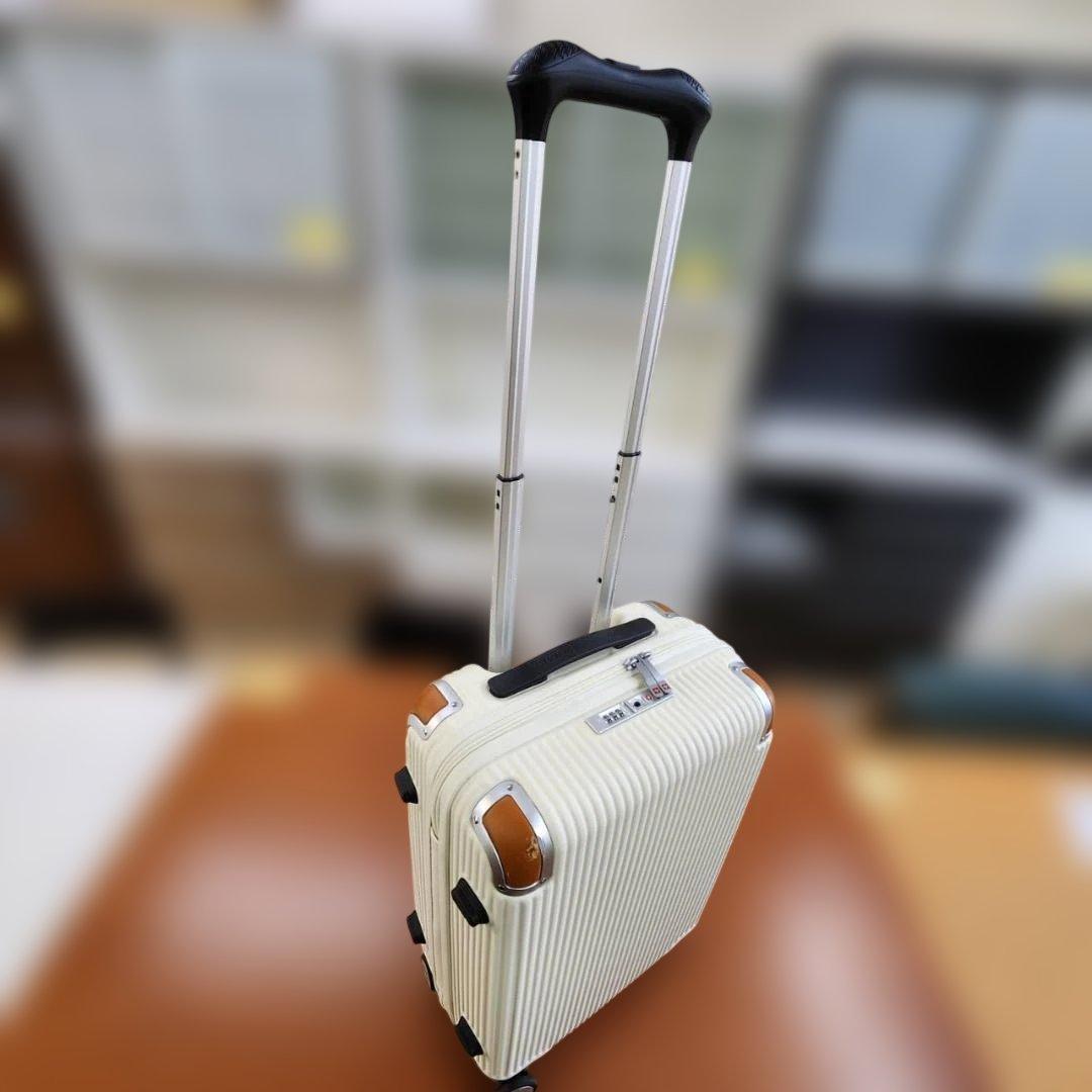 ★スイスミリタリー　スーツケース　38.5L　SM-C920　機内持ち込みサイズ