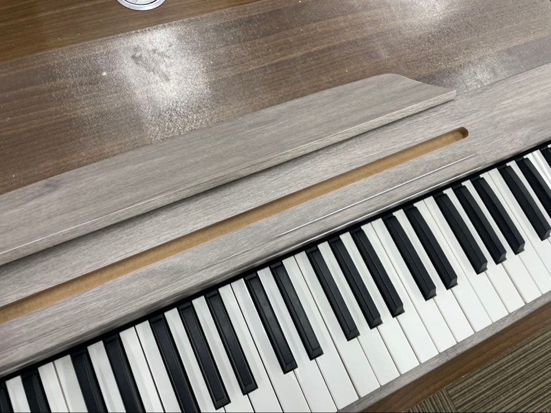 電子ピアノ88鍵盤 給電タイプ　木目調ボディ　グレー　訳あり