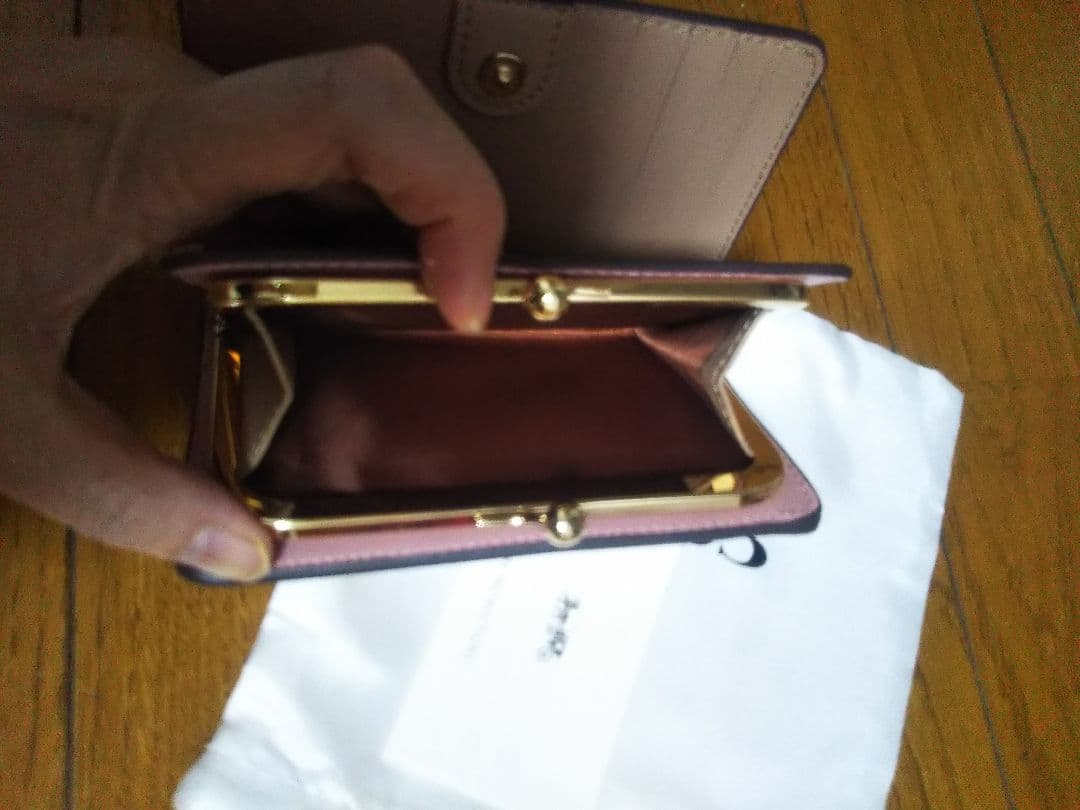 S*o様 COACH 花柄 二つ折り財布　がまぐち